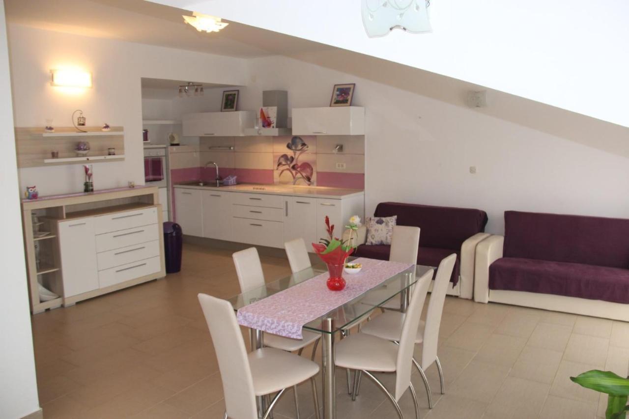 Apartmani Nima Tučepi Esterno foto