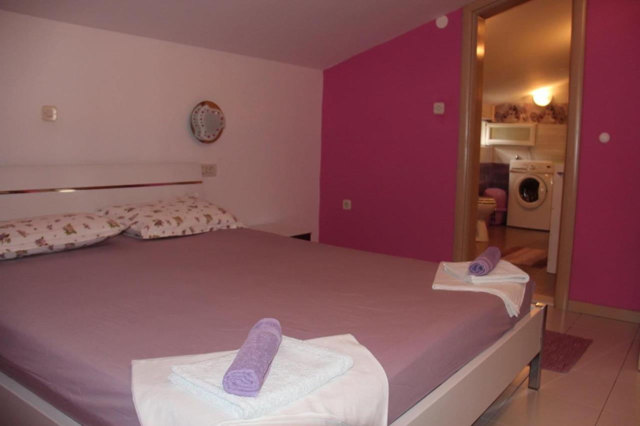 Apartmani Nima Tučepi Esterno foto