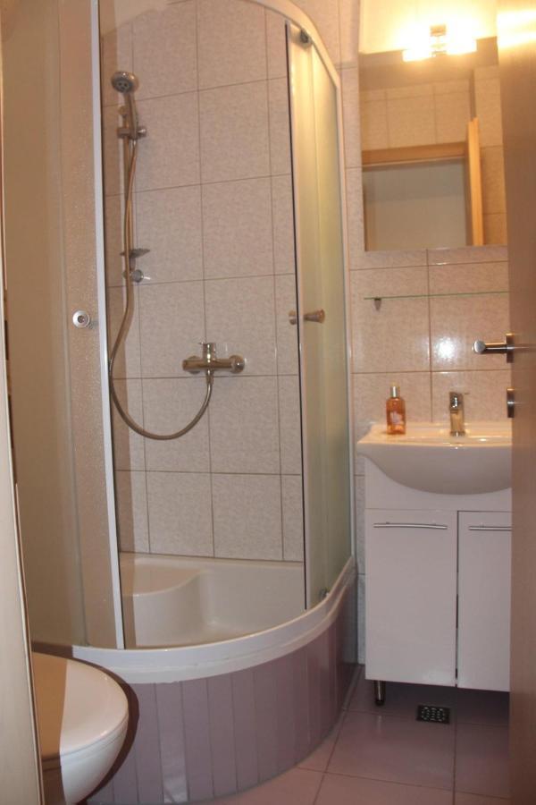 Apartmani Nima Tučepi Esterno foto