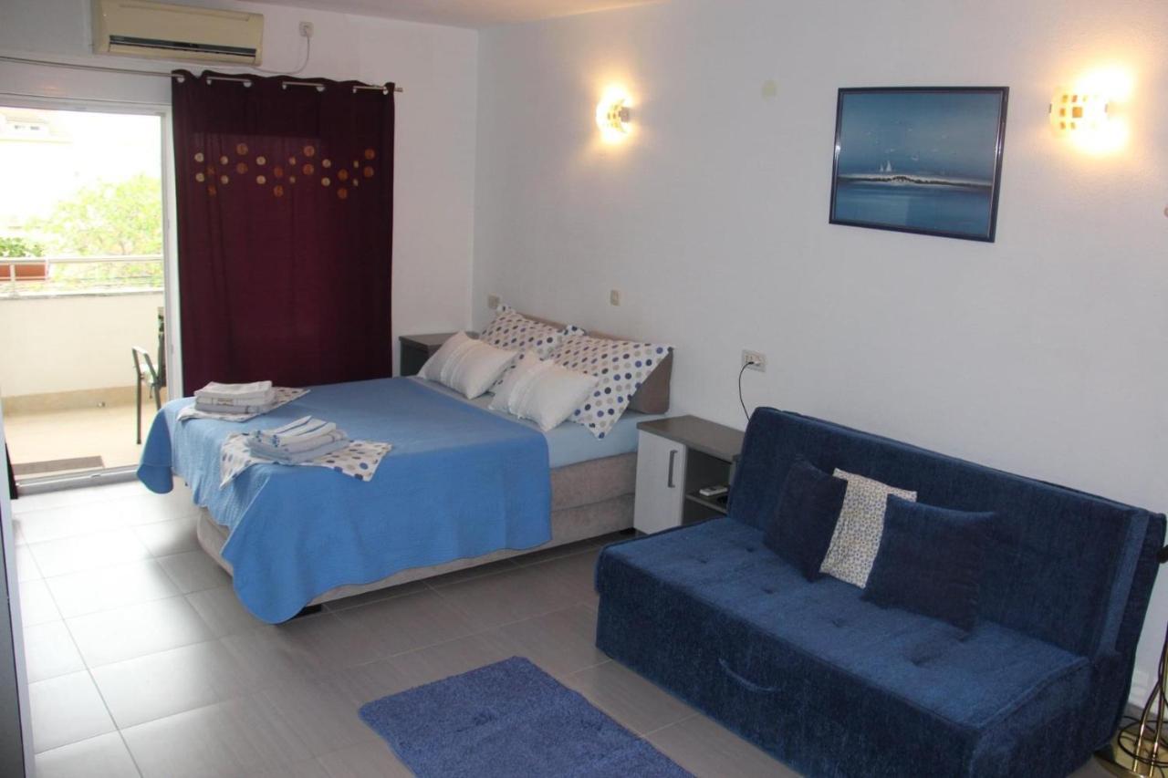 Apartmani Nima Tučepi Esterno foto